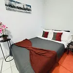 Casa de hóspedes Laura 3*