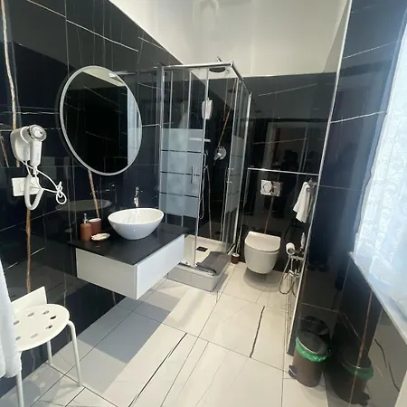 Гостьовий будинок Laura